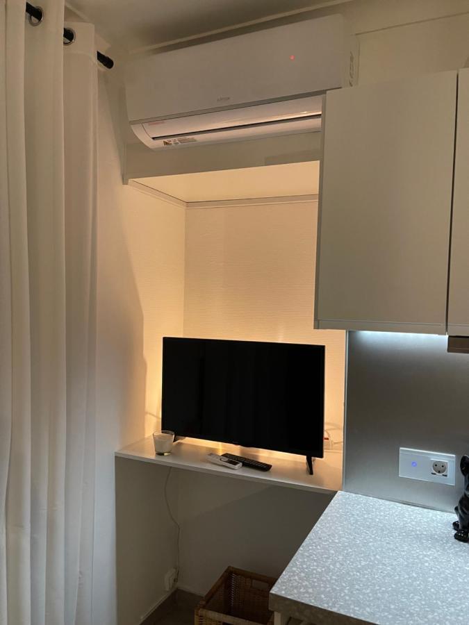 Cozy Studio On The Beach Antibes Dış mekan fotoğraf